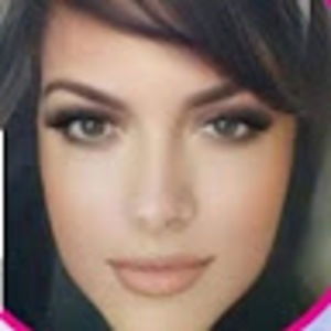 Meet your Posher, Gabriella